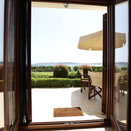 Seaside Gialova Apartment Pylos Exterior photo