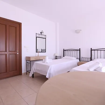 Seaside Gialova Apartment Pylos Exterior photo