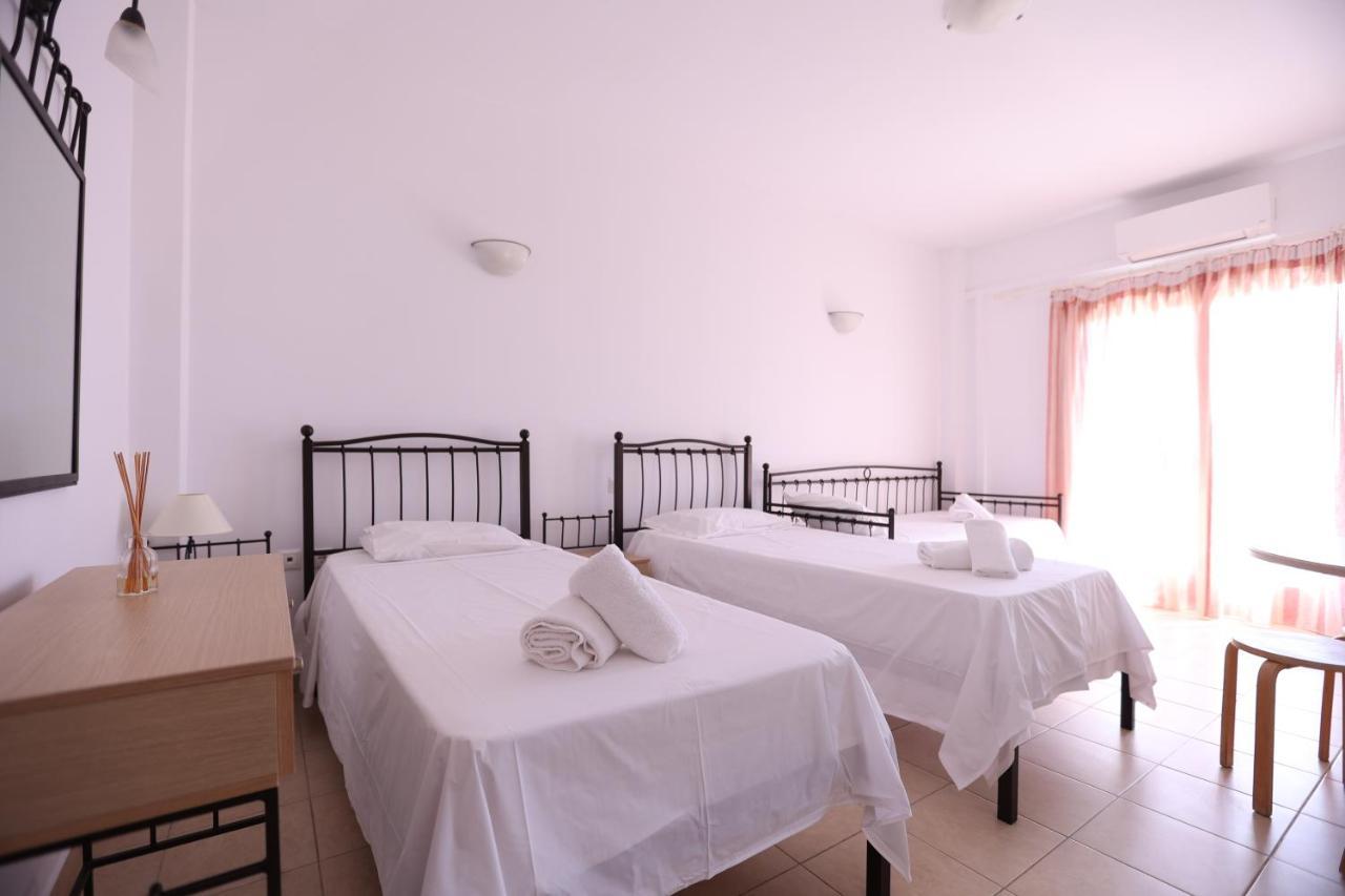 Seaside Gialova Апартаменты *